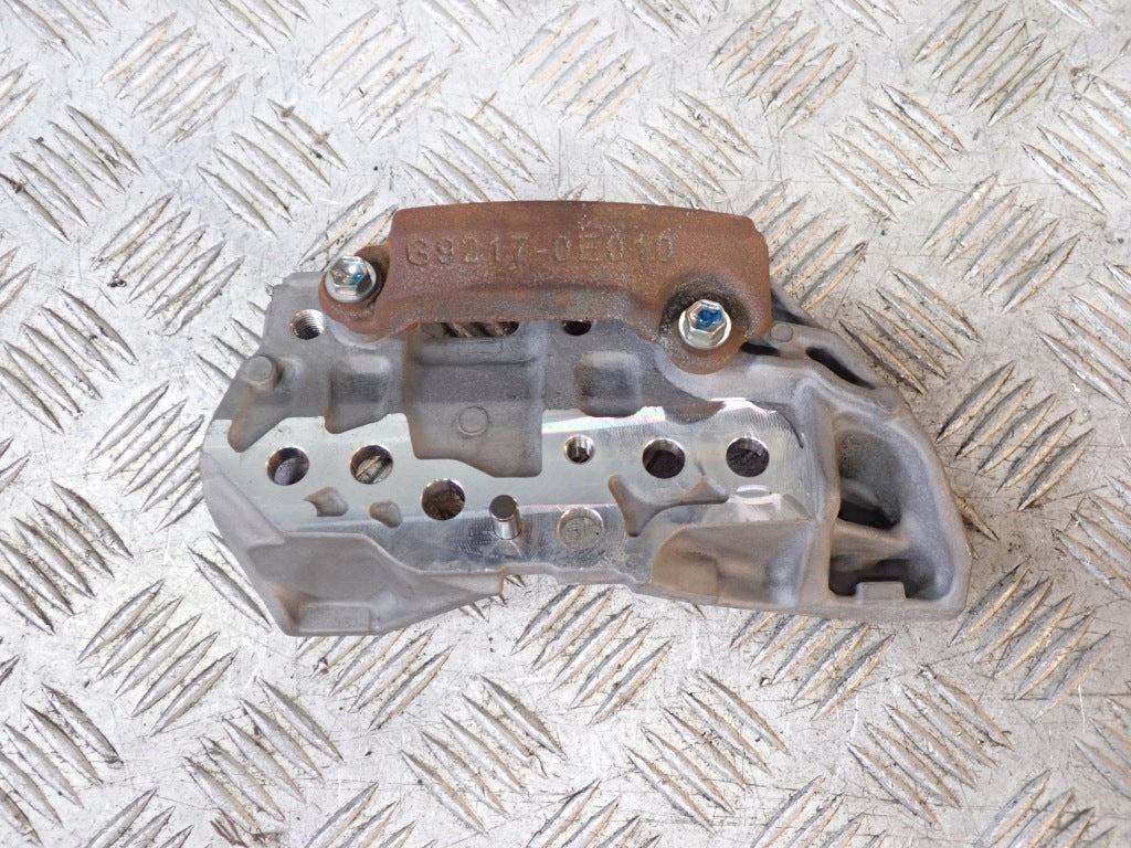 Mocowanie Wspornik Poduszka Łapa Baterii Toyota Sienna XL40 2021