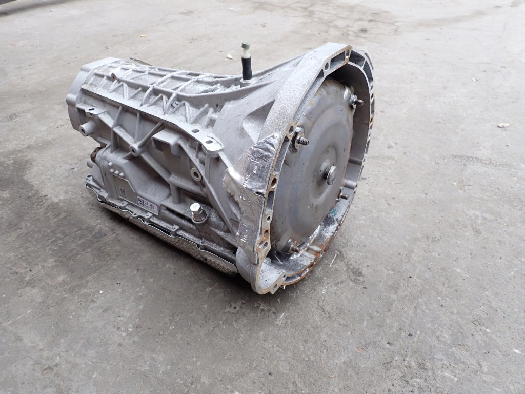 Skrzynia biegów komplet 10R 27L35L do Ford Expedition F150 XLT 2024, autolandparts, widok na mechanizm i oznaczenia