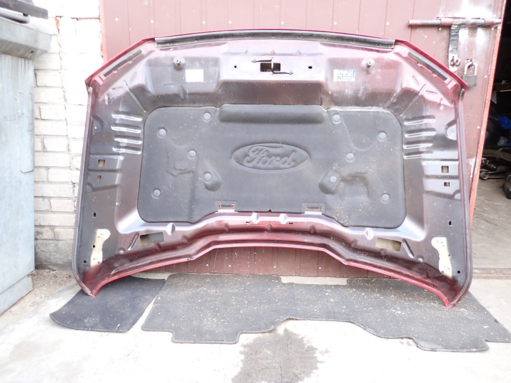Przednia pokrywa silnika do Ford F150 2021- z wygłuszeniem, część samochodowa marki Autolandparts, widoczna z przodu pojazdu.