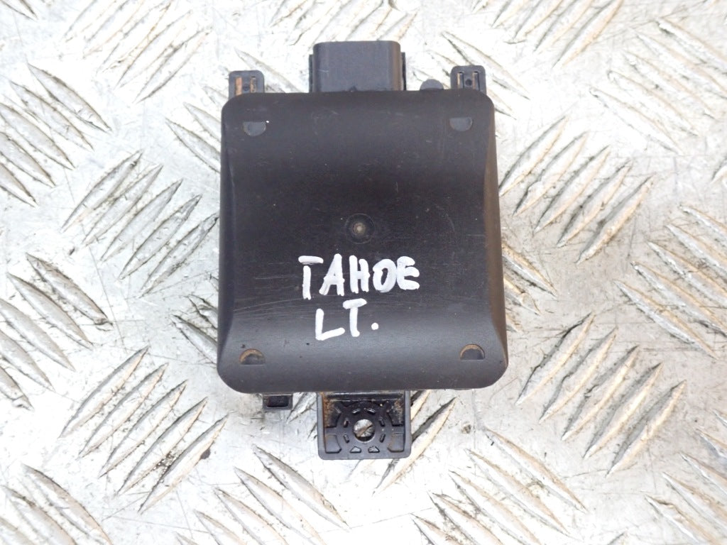 Radar Tylny Lewy Blind Spot Chevrolet Tahoe Suburban GMC Yukon Escalade 21-