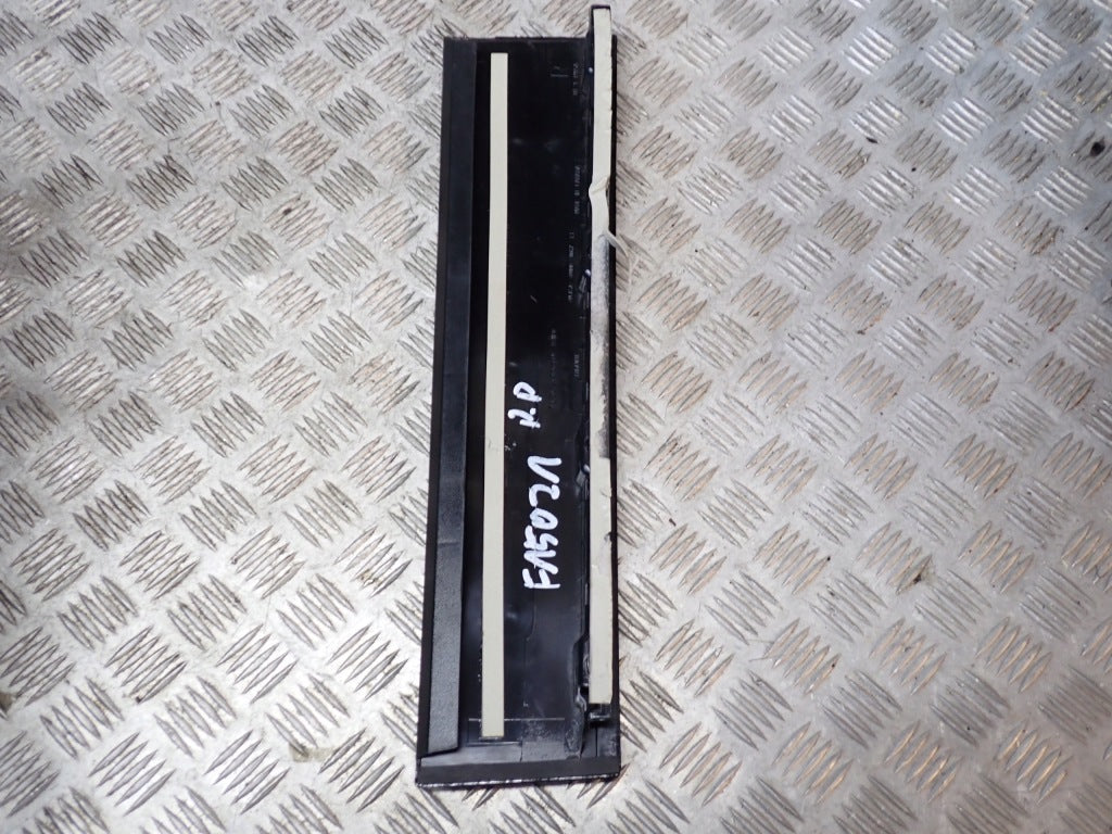 Listwa Drzwi Prawy Prawa Przód Przednia Ford F150 2021