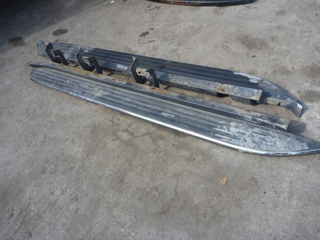 Step Sills PAIR Escalade ESV Yukon XL Suburban 2007-