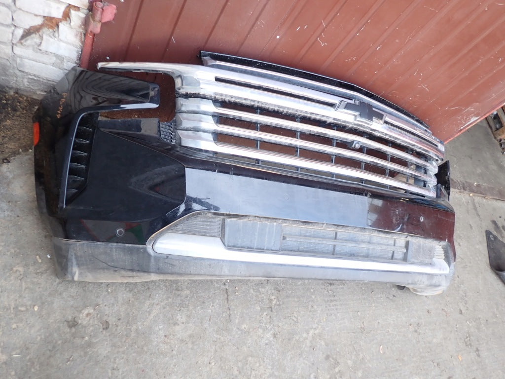 Zderzak Przedni Kpl. Atrapa Grill PDC Kamera Chevrolet Suburban Tahoe 2021-