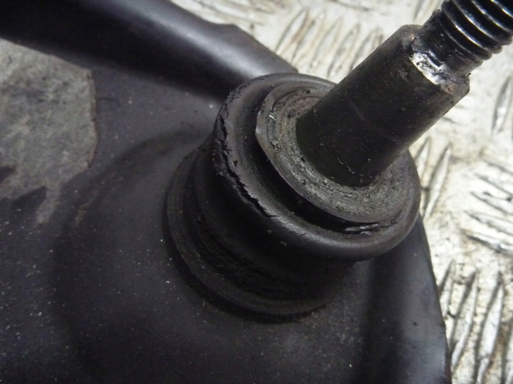 Front Control Arm Upper Left Hummer H2 2005