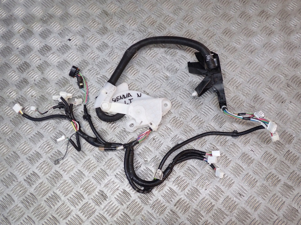 Wiązka Drzwi Tylna Tył Toyota Sienna XL40 2021