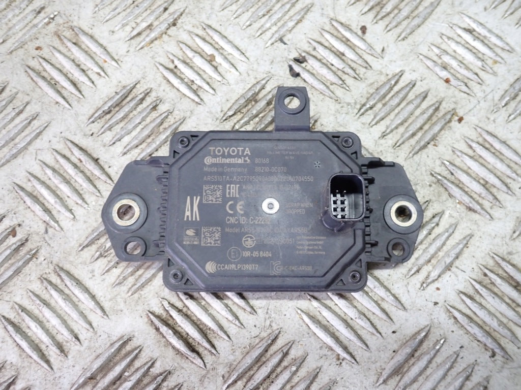 Front Radar Distronic Sensor Cruise Control Sensor Toyota Tundra Sequoia 22-