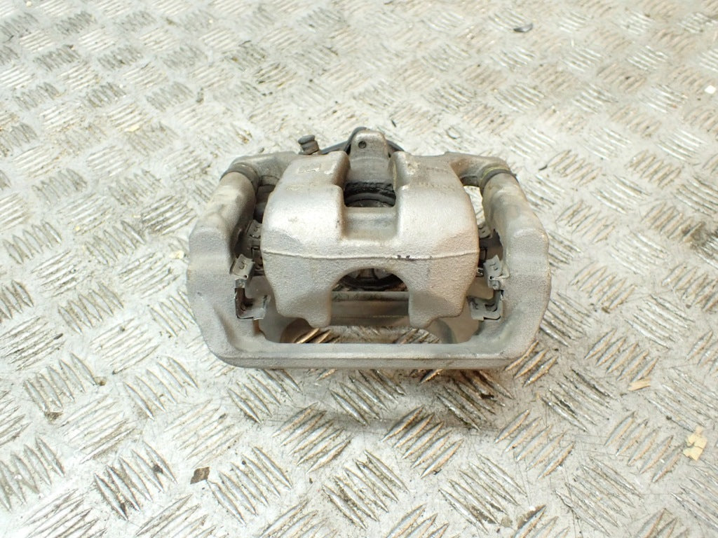 Zacisk Tylny Elek. Chevrolet Suburban Tahoe Cadillac Escalade GMC Yukon 21-