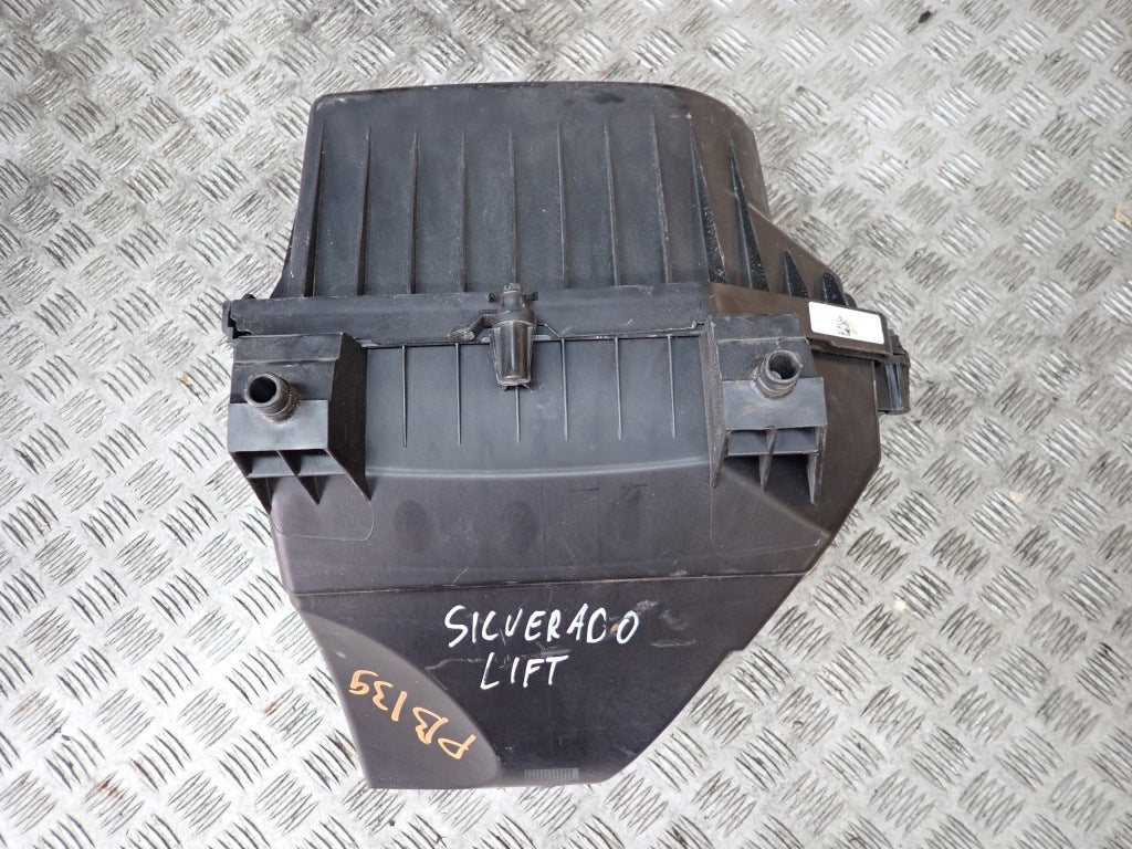 Obudowa Filtra Powietrza Escalade Silverado Tahoe Yukon Suburban 6.2 2022