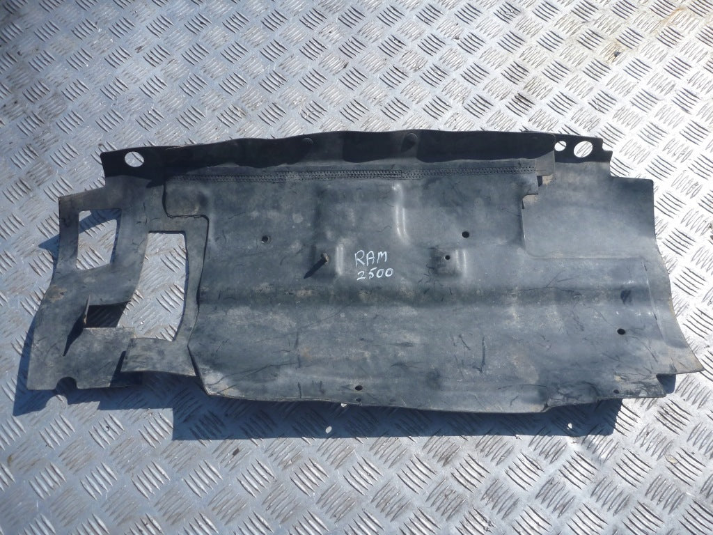 Fartuch Osłona Dodge Ram 2500 3500 2015