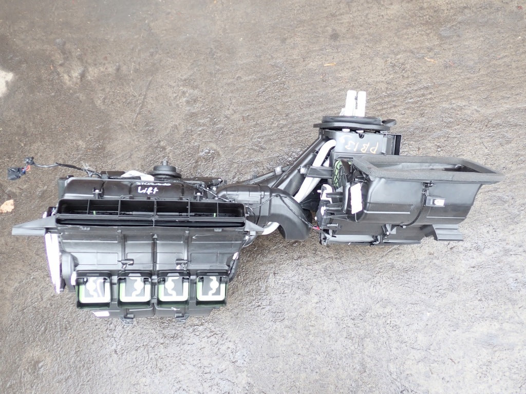 Nagrzewnica Powietrza Kpl. Chevrolet Silverado GMC Sierra 2019 2022
