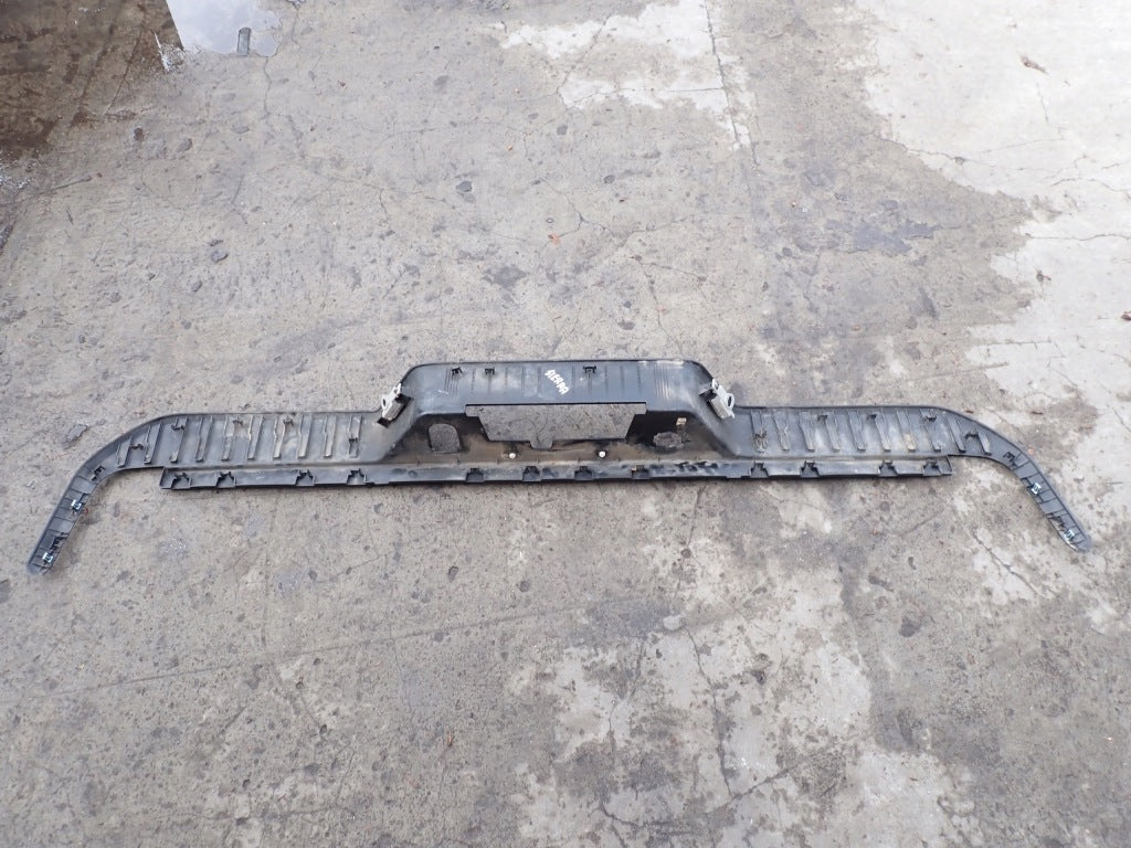 Rear Bumper Step Center Rear GMC Sierra AT4 Silverado Duramax 19