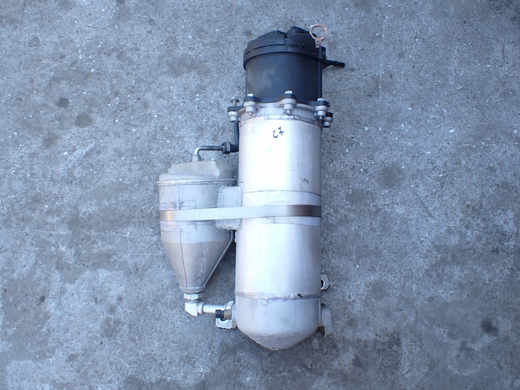 Dry Sump Oil Tank Chevrolet Corvette C7 2LT Z51 2016