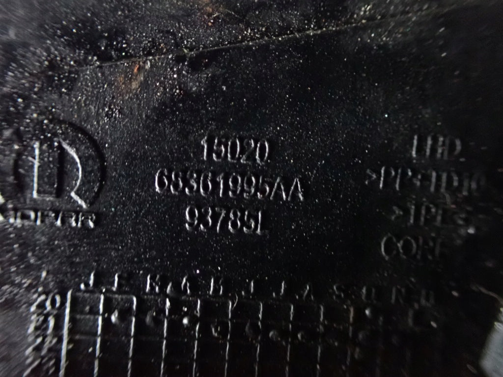 Róg Zakończenie Podszybia Prawe Jeep Grand Cherokee WL Długi 3.6 21