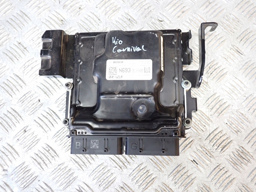Sterownik silnika Kia Carnival LX KA4 3.5 2020, marka Autolandparts, widoczny na zdjęciu, elektroniczny moduł sterowania.