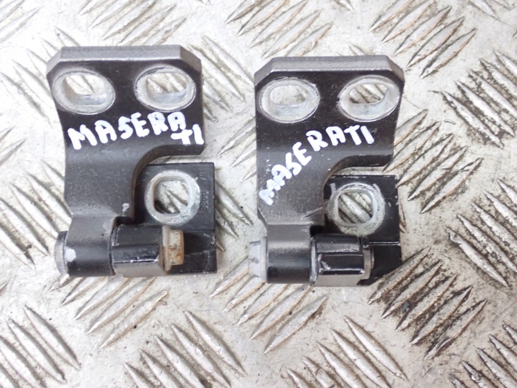 Door Hinges Pair Maserati Quattroporte 2015