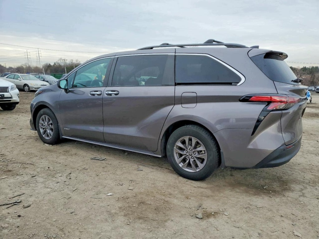 Osłona Słupka C Dolna Prawa Toyota Sienna XL40 2021