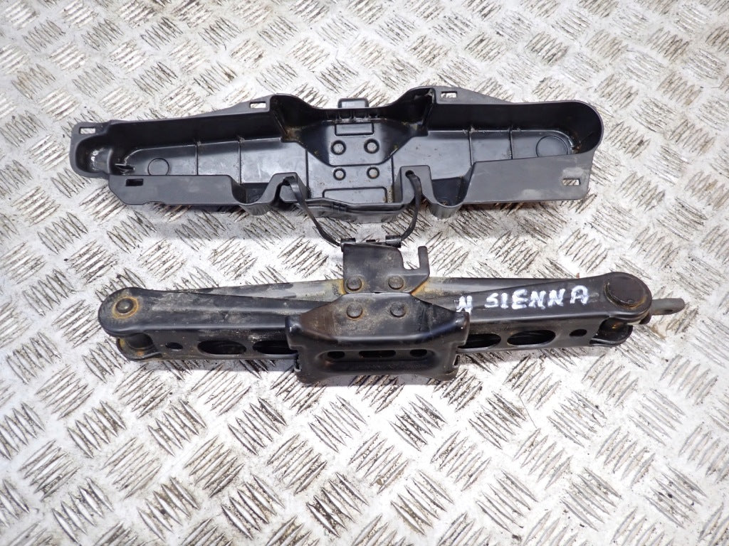 Lewarek Podnośnik Samochodowy Mocowanie Toyota Sienna XL40 2021