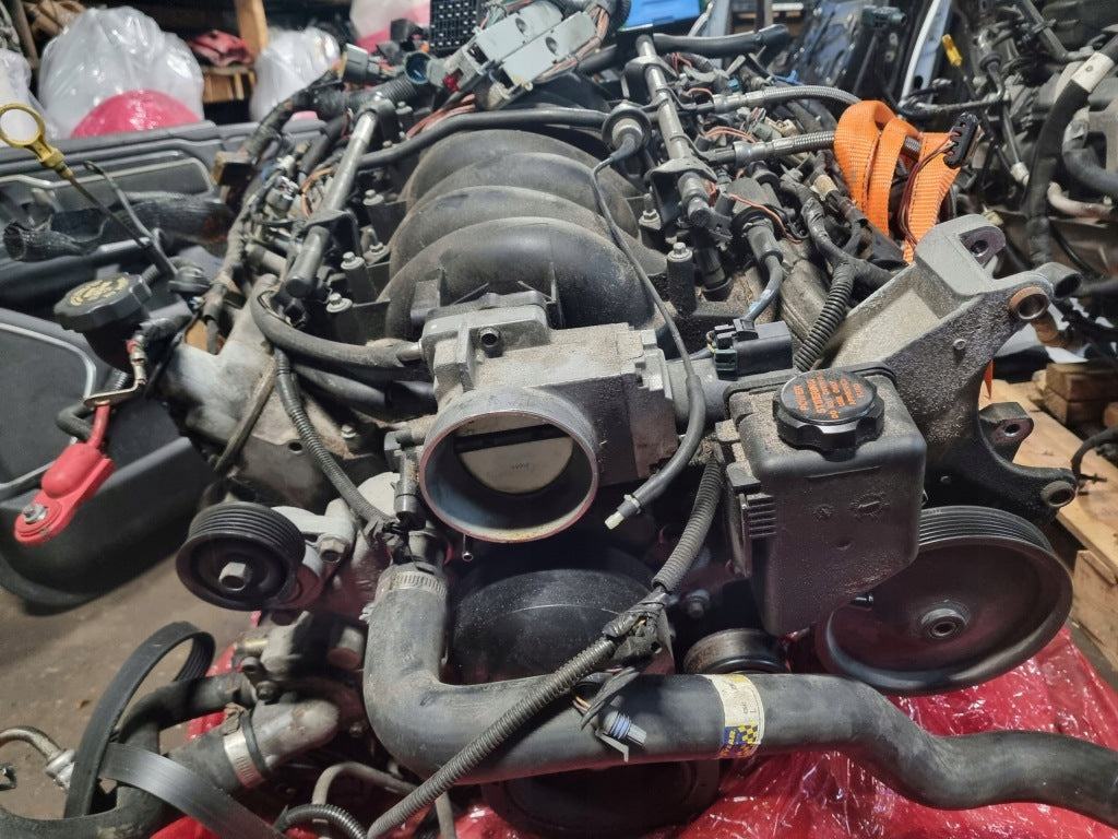 Silnik LS1 5.7 Kompletny z Wiązka Chevrolet Corvette C5 2001