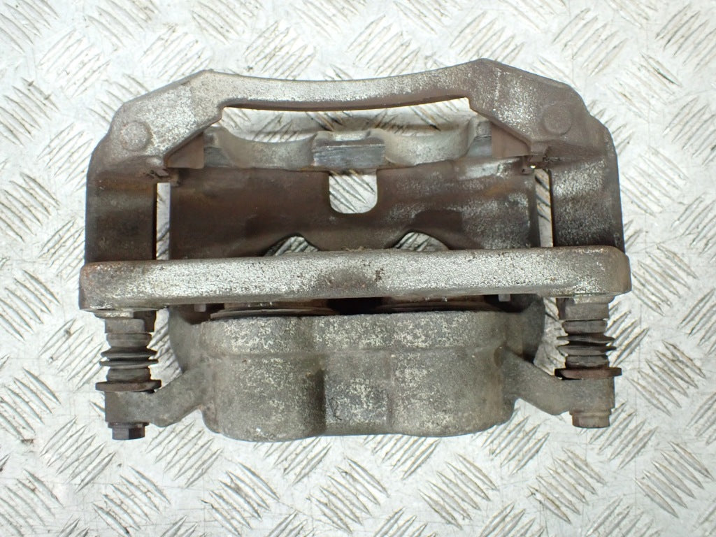 Prawy tylny zacisk hamulcowy do Ford F350 F250 Super Duty 2021, 6.2 4x4, marki Autolandparts, na zdjęciu.