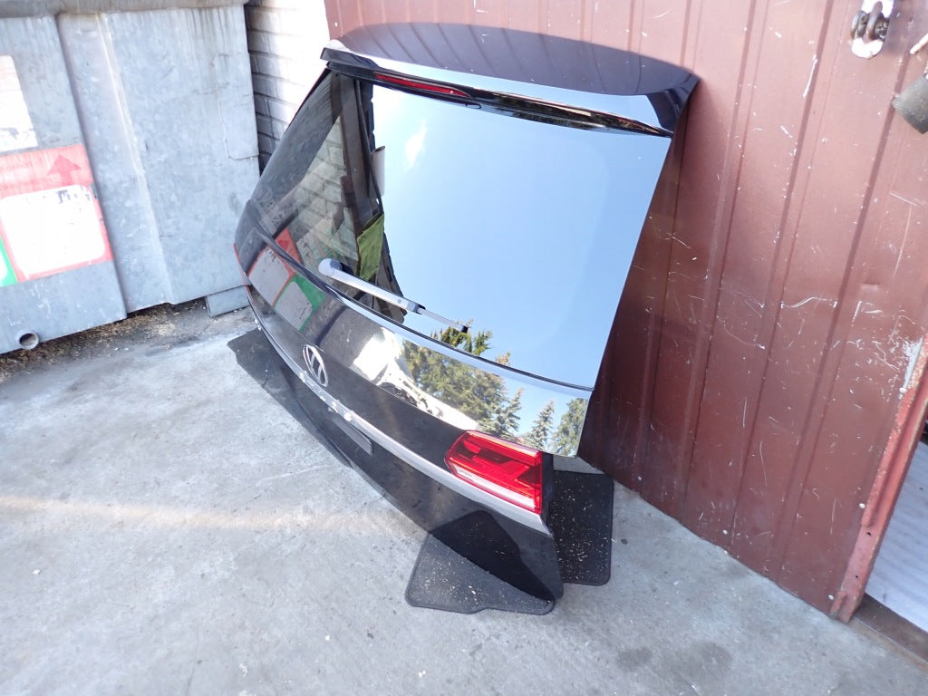 Tailgate Rear Set Window Strip Lock VW Atlas 2021- LIFT
