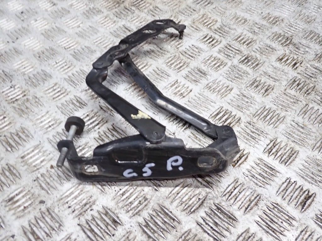 Hood Hinges Pair Chevrolet Corvette C5