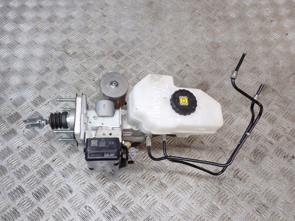 Electric Servo Kit Brake Master Cylinder Reservoir Toyota Tundra Hybrid 22-