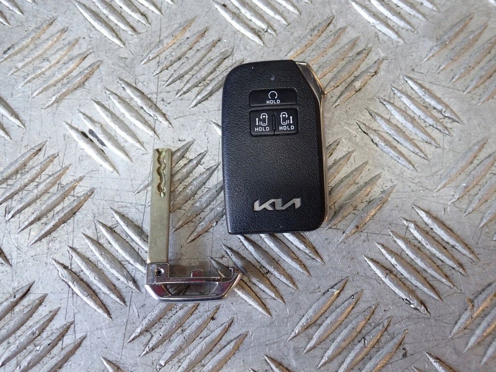 Remote Key Kia Carnival LX KA4 2020-
