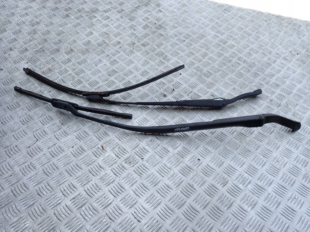 Wiper Arms Set Maserati Quattroporte 2015