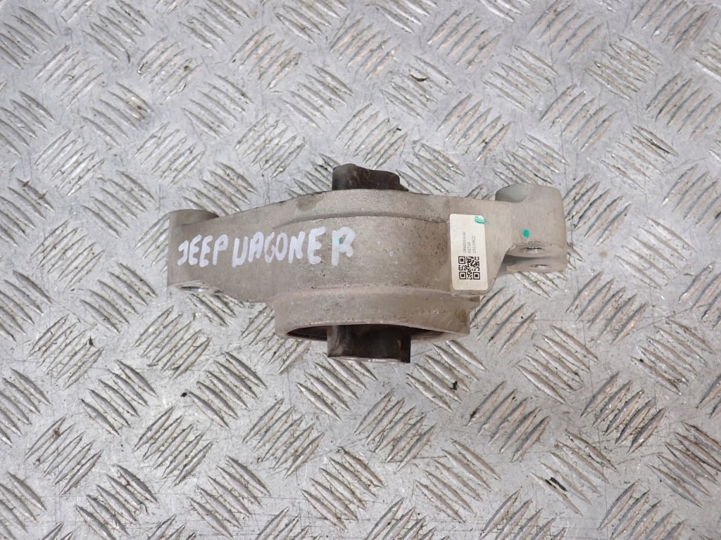 Poduszka Łapa Silnika Prawa Jeep Wagoneer Grand Wagoneer WS 5.7 22-