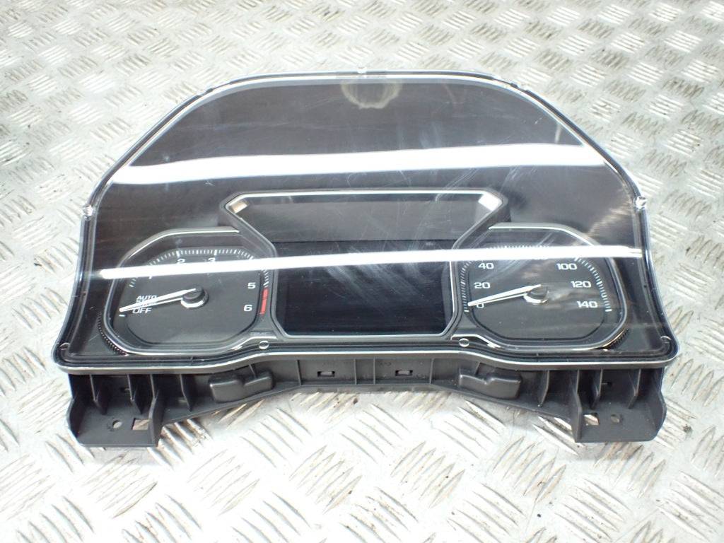 Gauge Clocks Chevrolet Silverado 6.2 GMC SIerra 3.0D Diesel Duramax 2019-