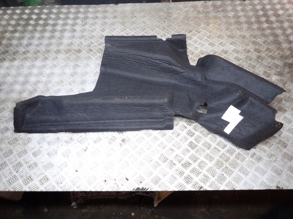 Tylna Wykładzina Dywan Nadkola Jeep Wrangler JL 4D