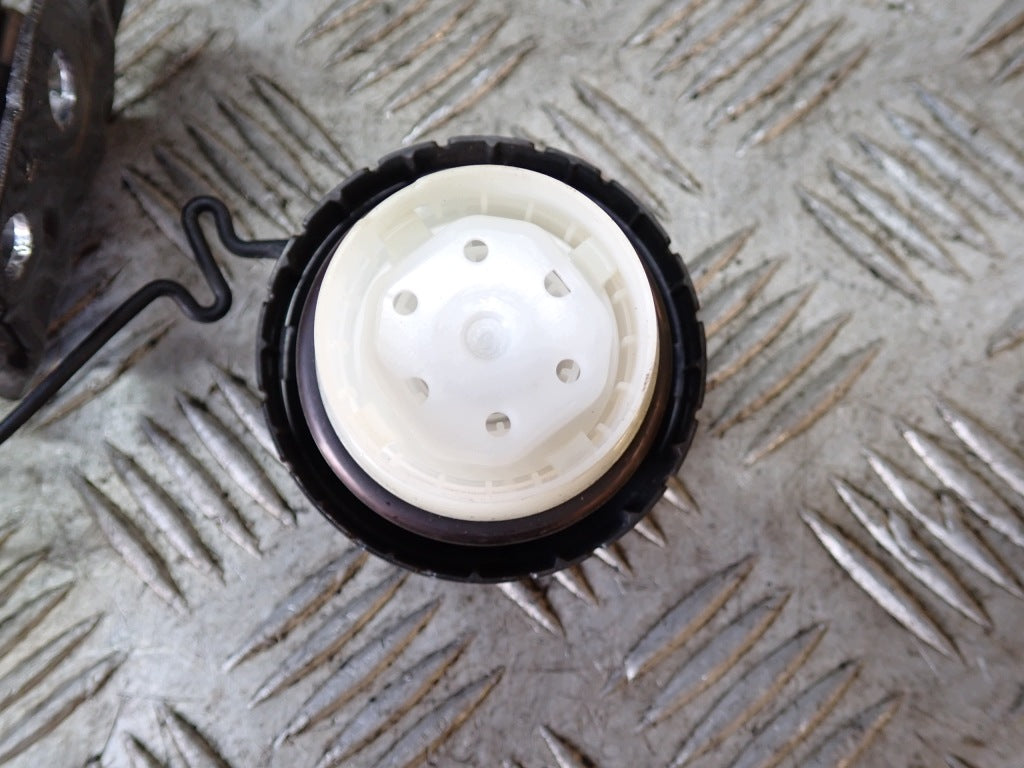 Fuel Filler Flap Cap Toyota Sienna XL40 2021-