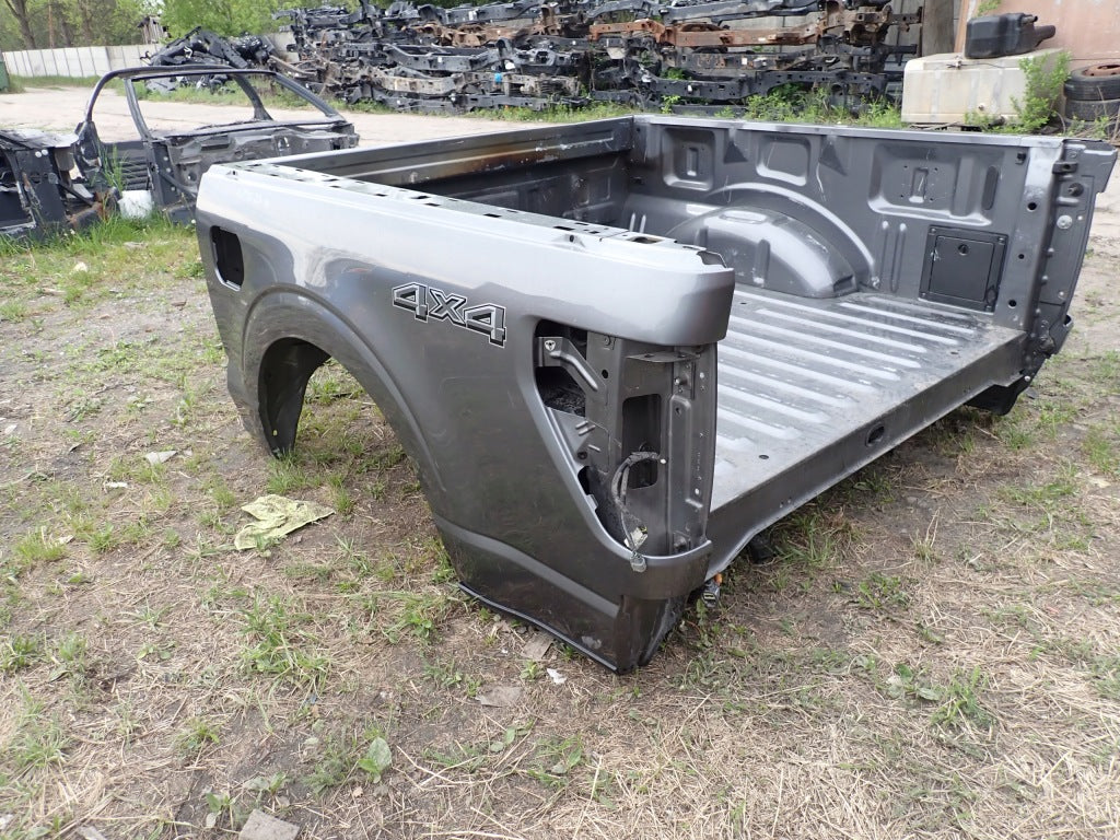 Paka Tylna Kpl. Buda Tył Bok Paki 5.5 ft Ford F150 Crew Cab 2025