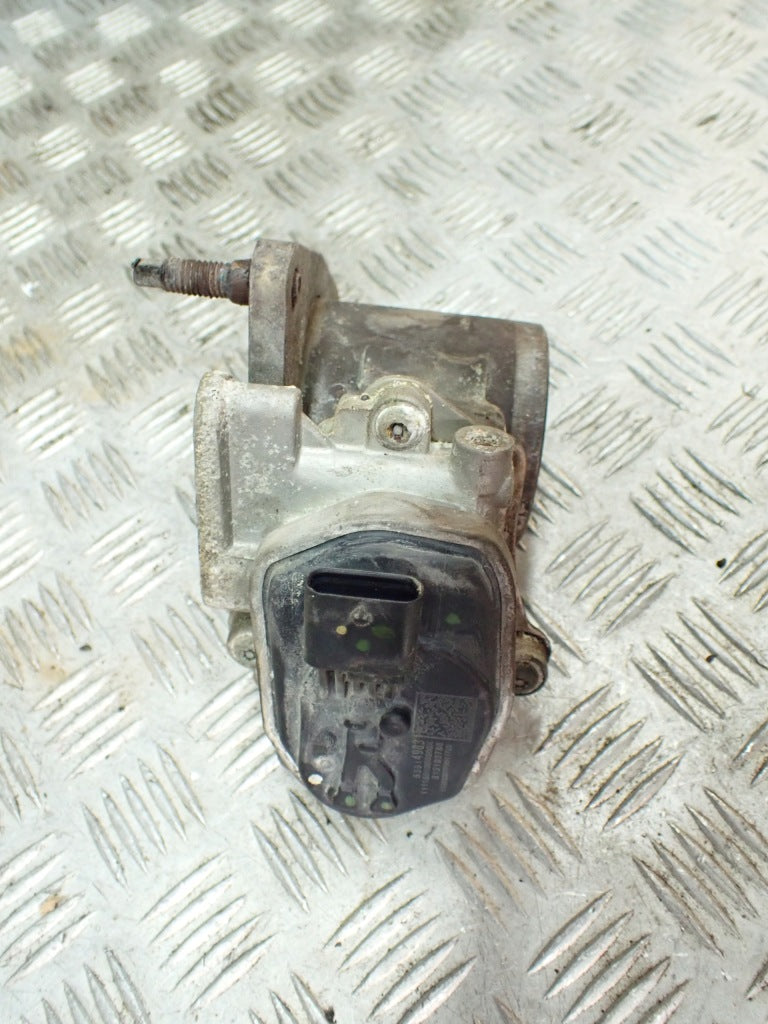 EGR Exhaust Gas Return Pressure Throttle GMC Sierra Silverado 3.0D 19