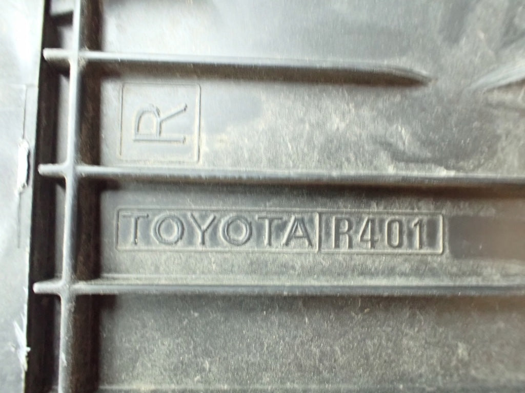 Obudowa Filtra Powietrza Prawa Toyota Tundra 3.4 2022-