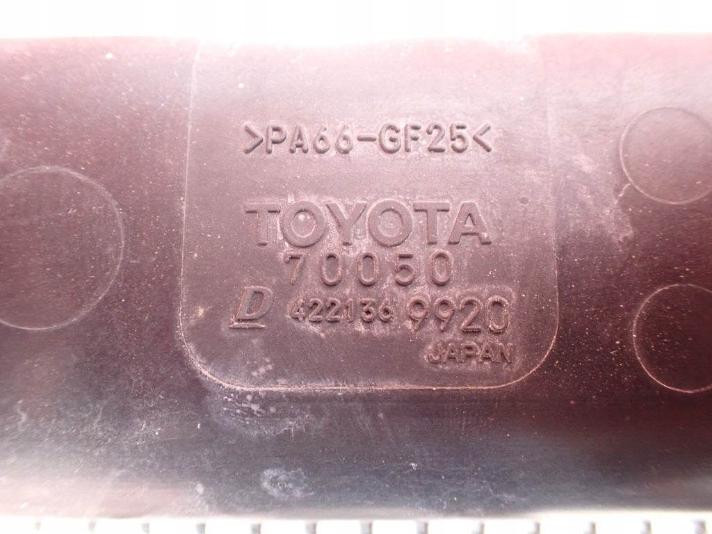Chłodnica Intercoolera Lewa Toyota Tundra Sequoia 2022-