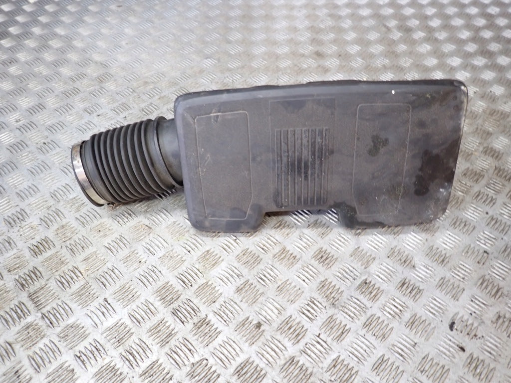 Rezonator Powietrza Rura Dolot Cadillac Escalade ESV Tahoe Yukon 2021-