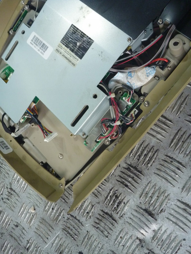 DVD Monitor Panel Yukon Escalade Suburban Tahoe 07