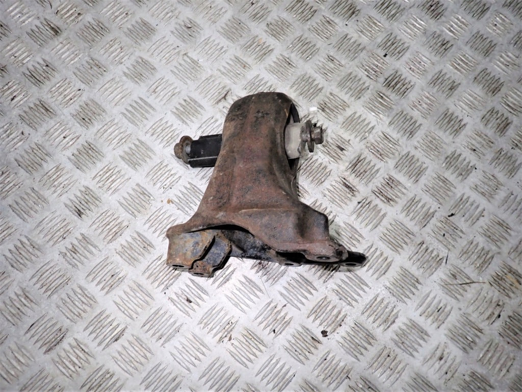 Engine Mount Bracket Jeep Wrangler JK 3.6 2012