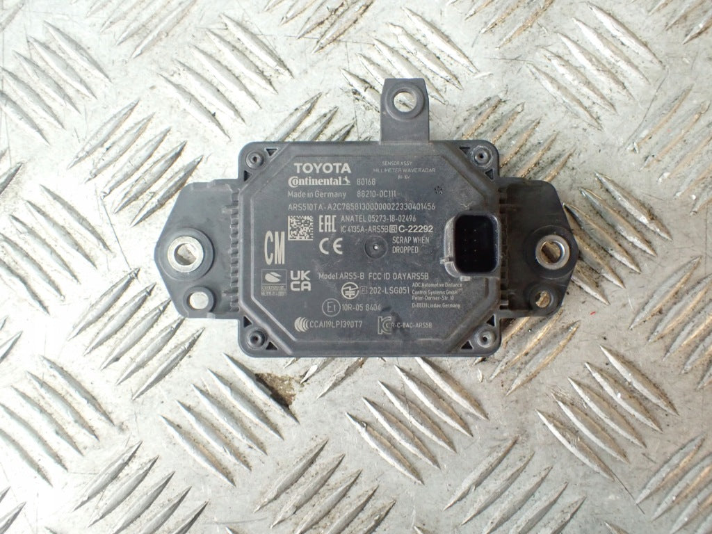 Front Radar Distronic Sensor Cruise Control Sensor Toyota Tundra Sequoia 22-
