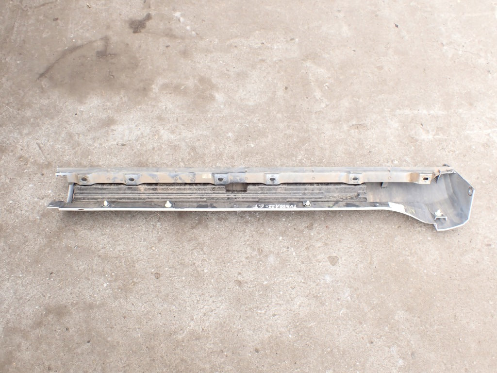 Listwa Progowa Lewa Tylna Toyota Tundra Sequoia Crew Cab 2022-