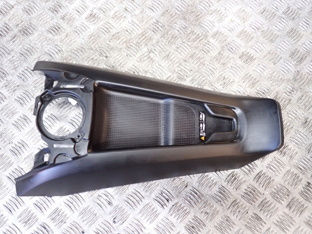 Tunel Środkowy Panel Ładowarki Indukcyjnej Chevrolet Corvette C8 2020-
