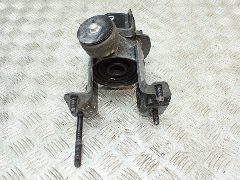 Toyota Sienna Hybrid XLE 2021 Rear Engine Mount