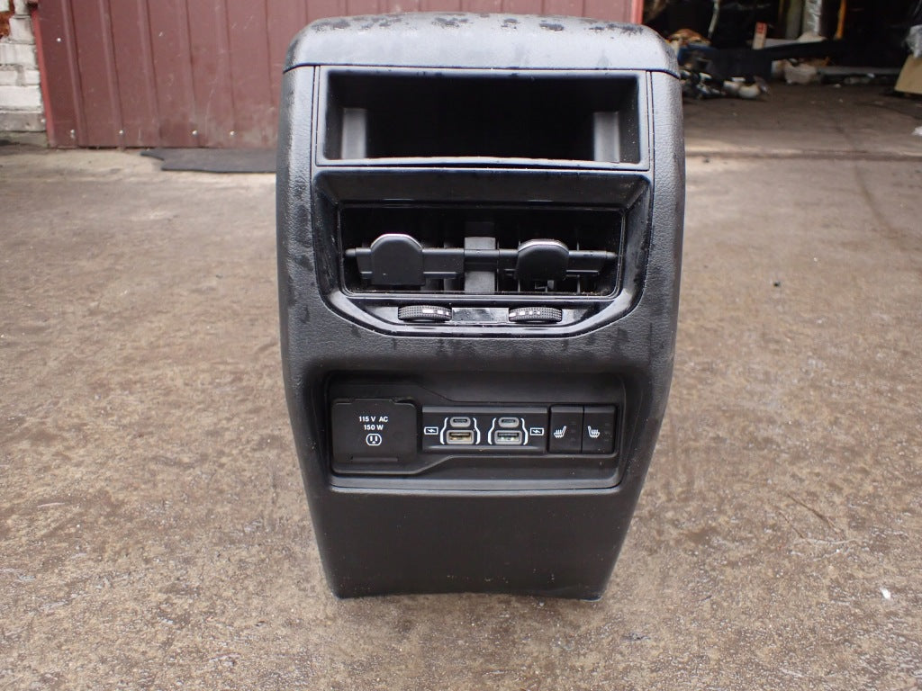 Center Tunnel Armrest HDMI AUX USB 12V Jeep Grand Cherokee WL 2021-