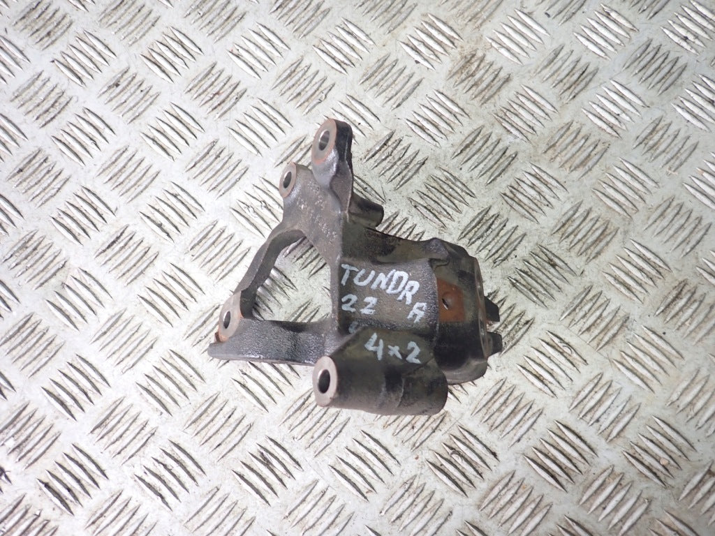 Łapa Silnika Toyota Tundra 3.4 3.5 2022-