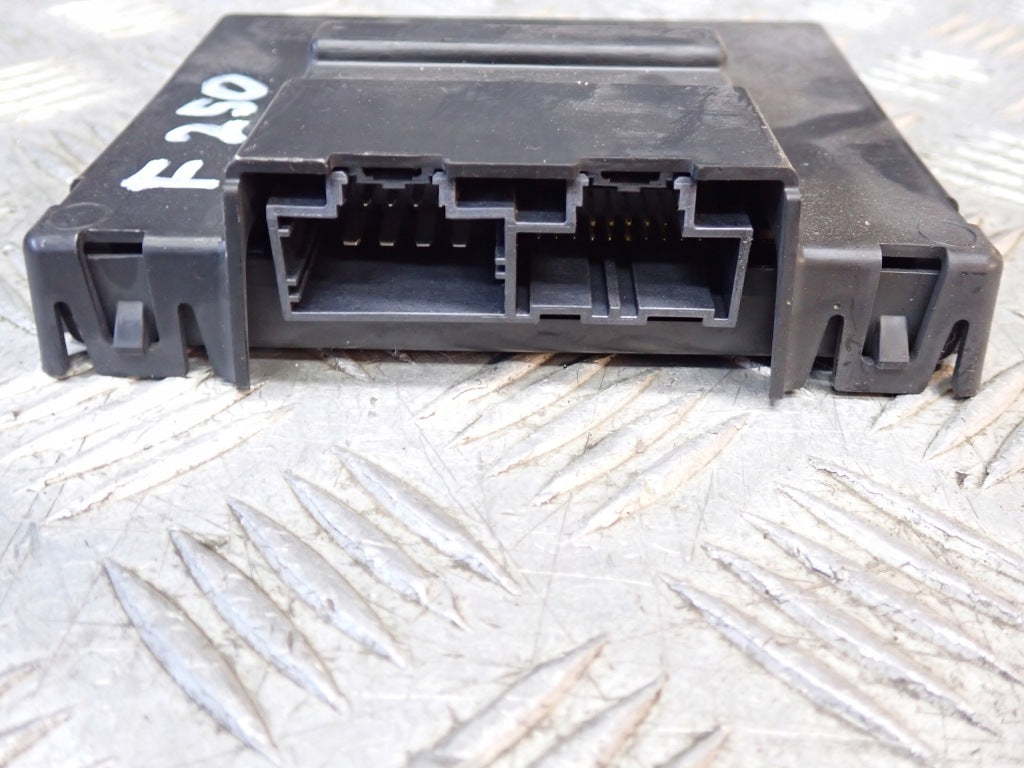 Moduł Sterownik Napędu Ford F350 F250 6.2 4x4 2021