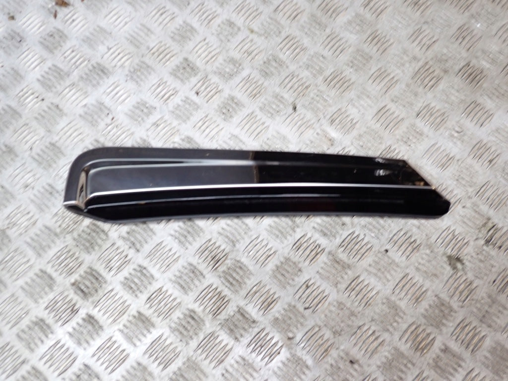 Right Rear Fender Trim Chevrolet Tahoe Yukon 21-