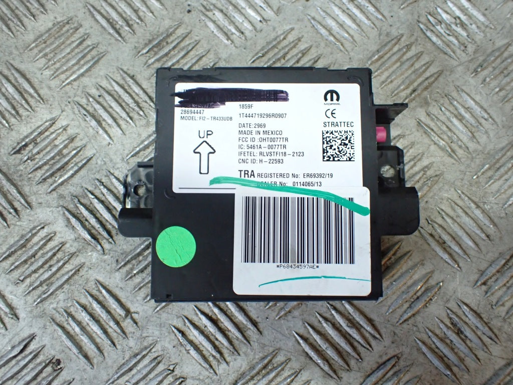 Moduł Sterownik Kluczyka Keyless Dodge RAM V 2019-