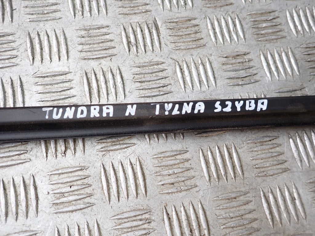 Listwa Zgarniająca Wodę Uszczelka Szyby Tylnej Toyota Tundra 2022-