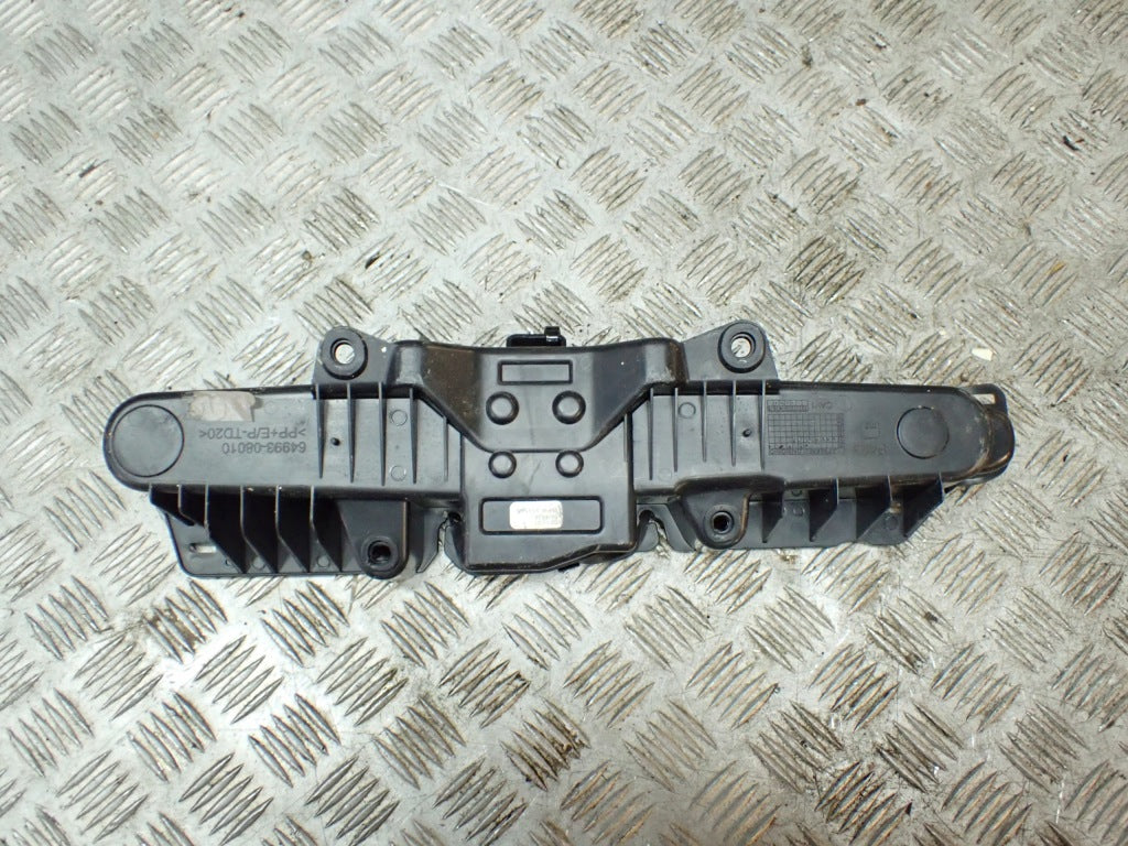 Car Jack – Toyota Sienna XL40 2021 Mounting Bracket